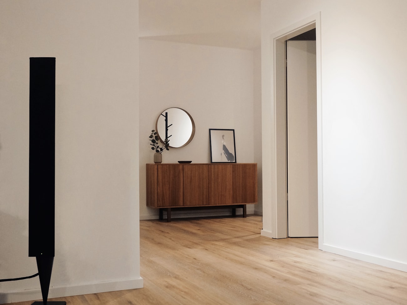 Minimal hallway